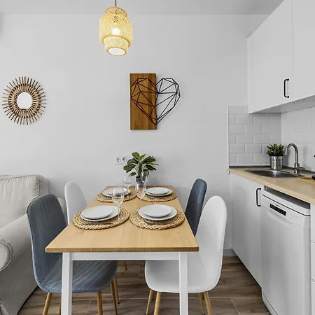 Casahost Arrocha Seaview Apartment *